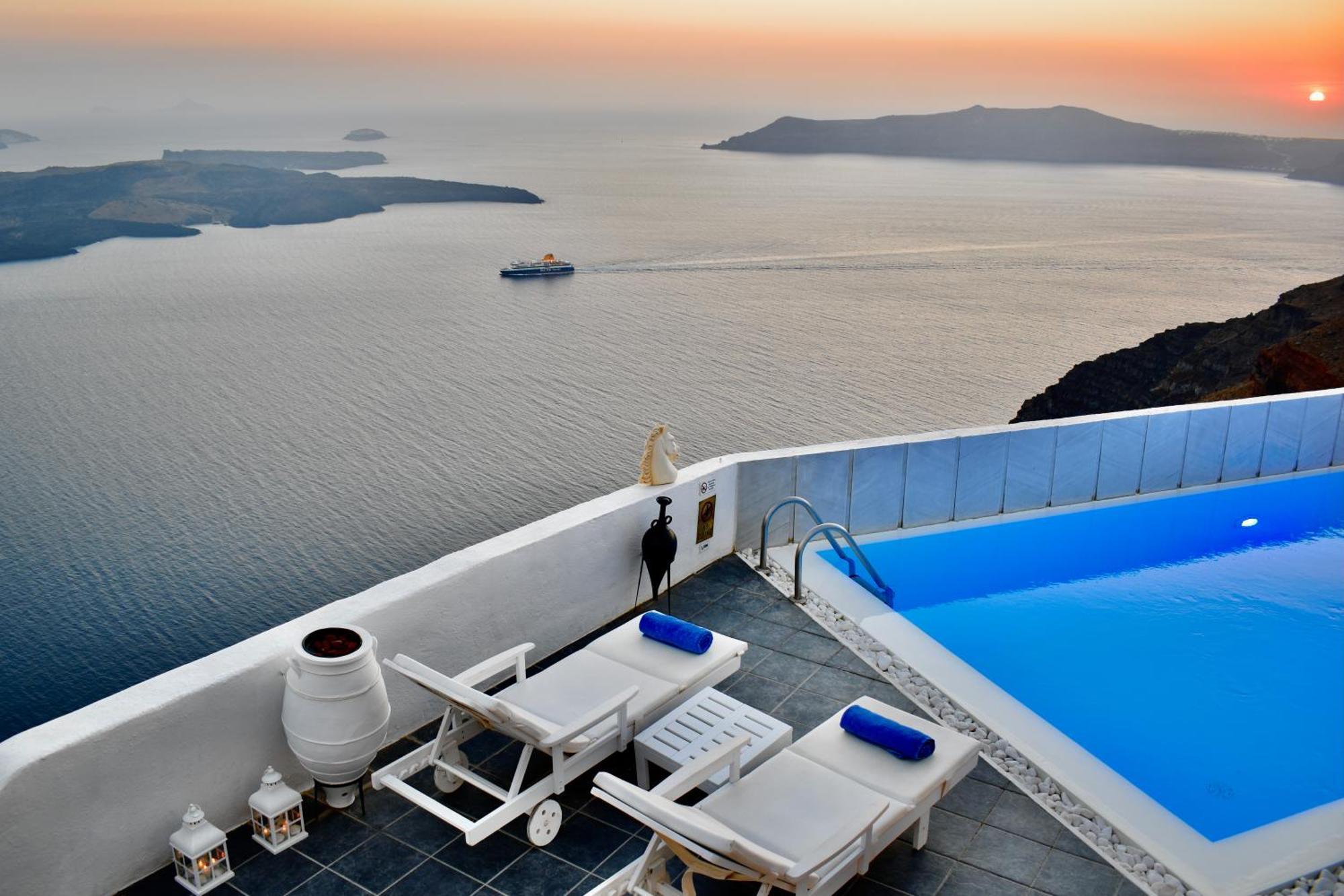 Aeolos Art & Eco Adults Only Hotel Imerovígli